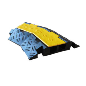 2 Channel Cable Ramp Corner 45° Left (Rubber)